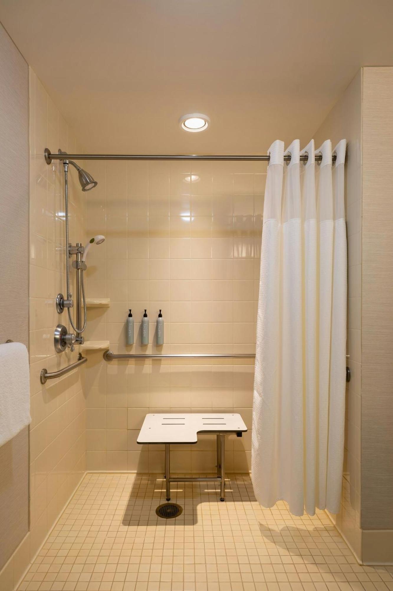 Hotel Courtyard By Marriott Madison West / Middleton Extérieur photo