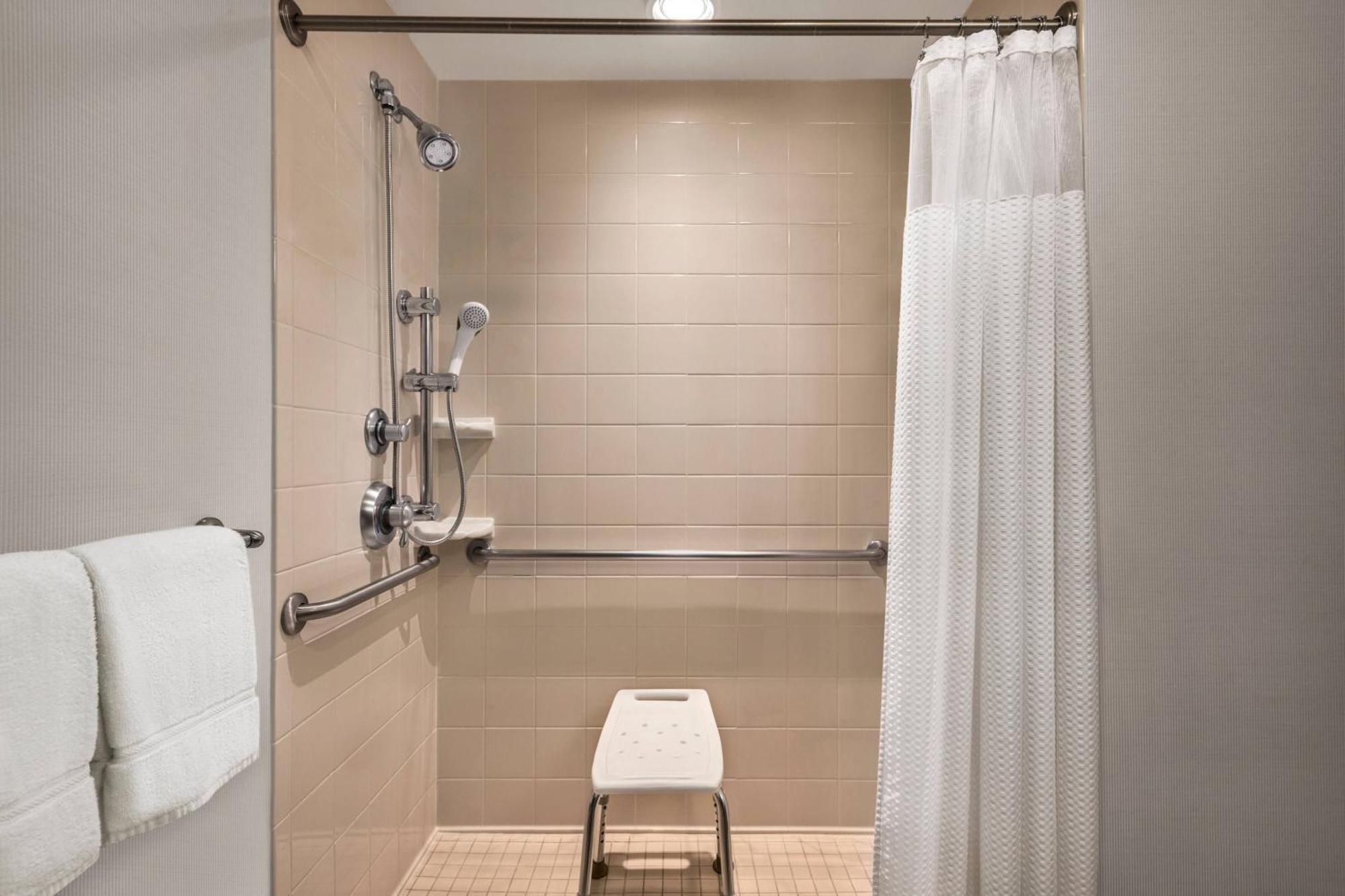 Hotel Courtyard By Marriott Madison West / Middleton Extérieur photo