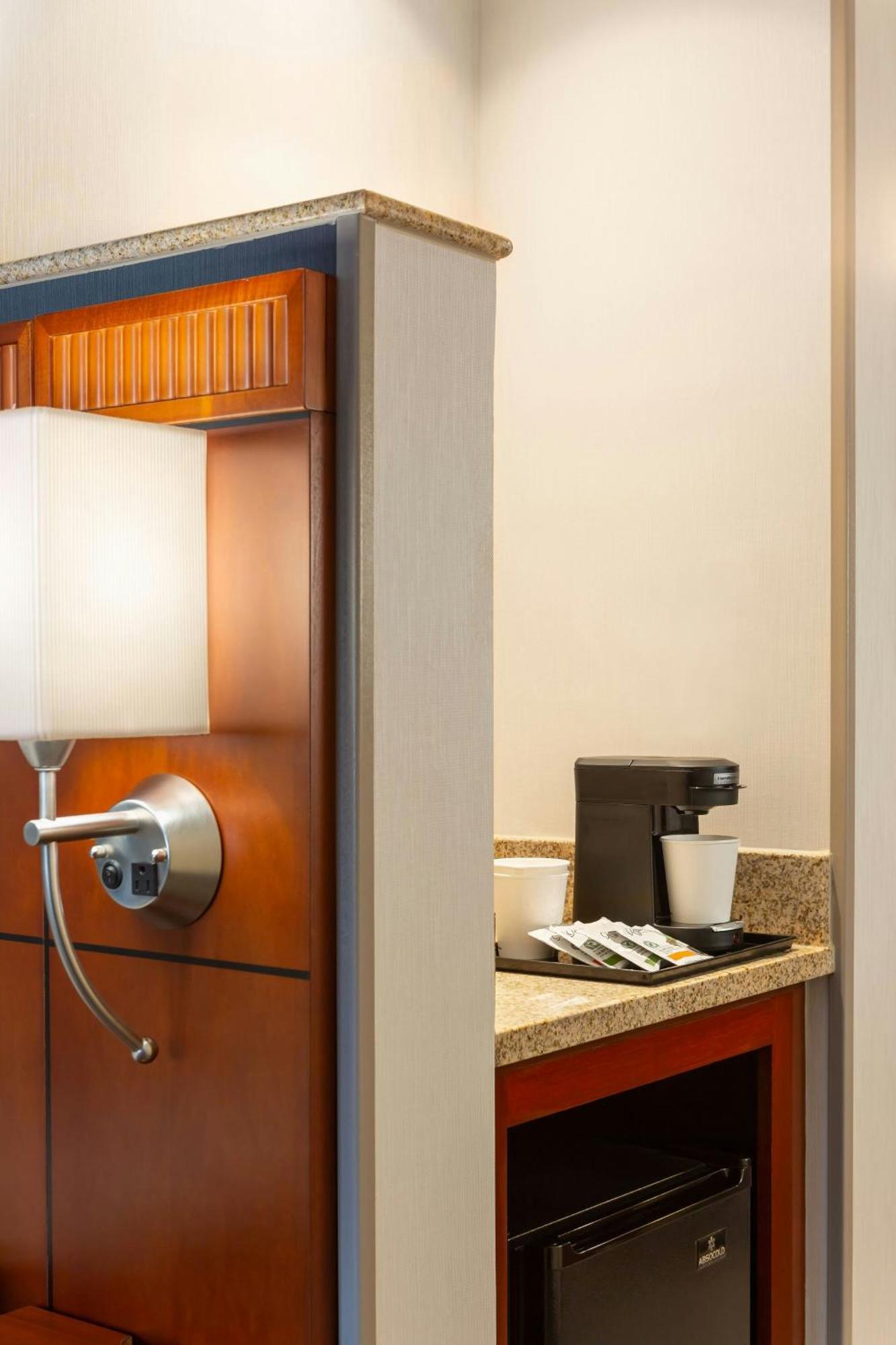 Hotel Courtyard By Marriott Madison West / Middleton Extérieur photo